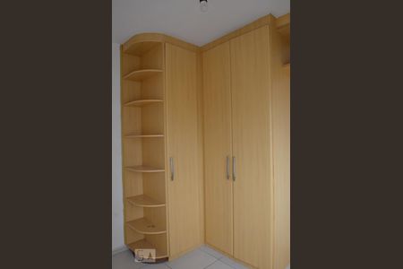 Apartamento à venda com 51m², 2 quartos e 1 vagaQuarto 2- guarda roupa