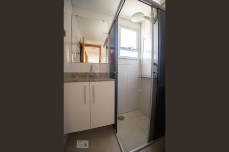 banheiro de apartamento para alugar com 2 quartos, 51m² em Jardim Paulicéia, Campinas