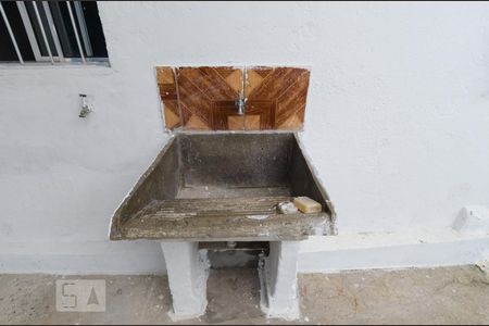 Casa para alugar com 60m², 2 quartos e 1 vaga Casa para alugar com 60m², 2 quartos e 1 vagaÁrea de serviço