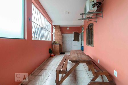 Casa para alugar com 90m², 2 quartos e 1 vagaÁrea Externa