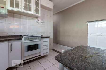 Casa para alugar com 90m², 2 quartos e 1 vagaCozinha