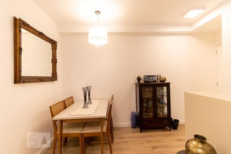 Sala de apartamento à venda com 2 quartos, 109m² em Pinheiros, São Paulo