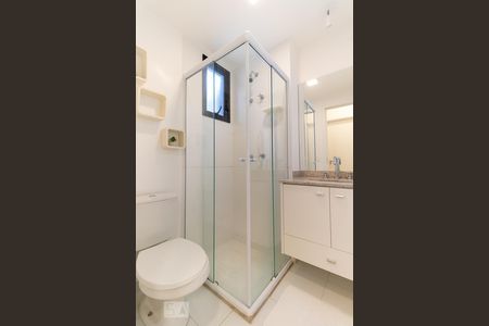 Banheiro social de apartamento à venda com 2 quartos, 109m² em Pinheiros, São Paulo