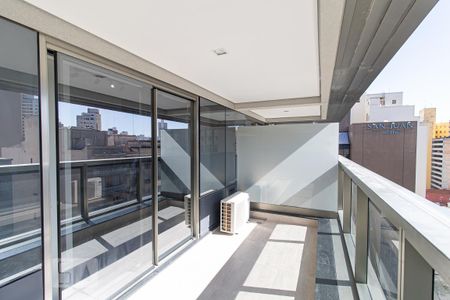 Varanda de kitnet/studio para alugar com 1 quarto, 39m² em Santa Efigênia, São Paulo