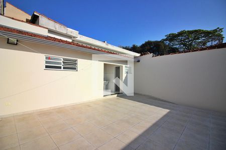 Casa à venda com 248m², 3 quartos e 3 vagasQuintal