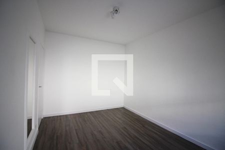 Casa à venda com 248m², 3 quartos e 3 vagasQuarto 2