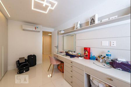 Apartamento à venda com 260m², 3 quartos e 3 vagasQuarto 1