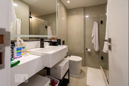 Apartamento à venda com 260m², 3 quartos e 3 vagasBanheiro Social