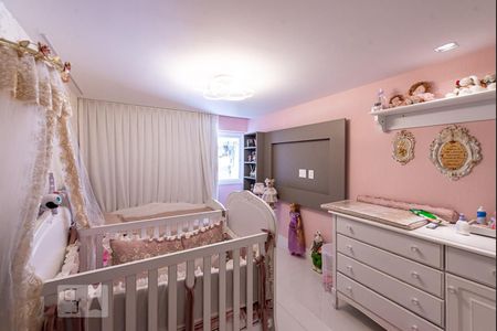 Apartamento à venda com 260m², 3 quartos e 3 vagasQuarto 2