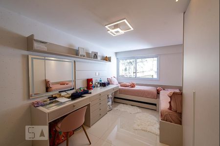 Apartamento à venda com 260m², 3 quartos e 3 vagasQuarto 1