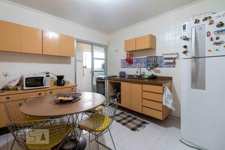 Apartamento à venda com 95m², 3 quartos e 1 vaga Apartamento à venda com 95m², 3 quartos e 1 vagaCozinha