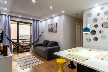 Sala de apartamento para alugar com 3 quartos, 60m² em Vila Esperança, São Paulo