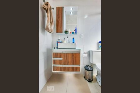 Apartamento à venda com 67m², 2 quartos e 1 vaga Apartamento à venda com 67m², 2 quartos e 1 vagaBanheiro