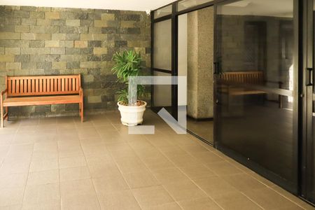 Hall de Entrada de apartamento para alugar com 3 quartos, 90m² em Imbuí, Salvador