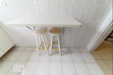 Apartamento para alugar com 80m², 2 quartos e 1 vagaCozinha  - Detalhes