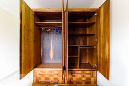 Apartamento para alugar com 80m², 2 quartos e 1 vagaSuíte - Armário