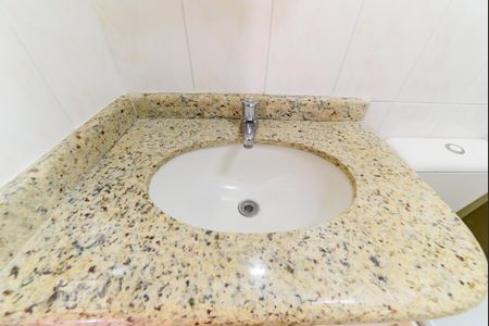 Apartamento para alugar com 80m², 2 quartos e 1 vagaBanheiro da Suíte - Pia