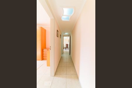 Apartamento para alugar com 80m², 2 quartos e 1 vagaCorredor