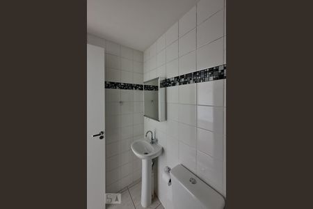 Banheiro de kitnet/studio para alugar com 1 quarto, 35m² em Cambuci, São Paulo