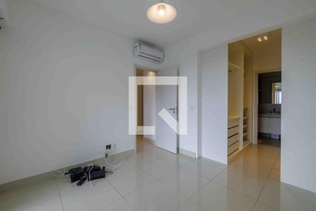 Apartamento à venda com 151m², 3 quartos e 2 vagasSuíte 2