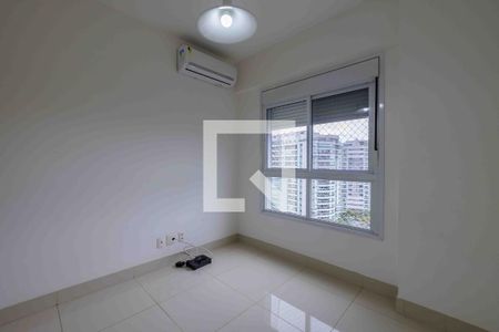 Apartamento à venda com 151m², 3 quartos e 2 vagasSuíte 1