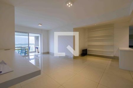 Sala de apartamento para alugar com 3 quartos, 151m² em Barra da Tijuca, Rio de Janeiro