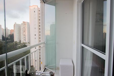 Varanda de apartamento para alugar com 3 quartos, 67m² em Vila Andrade, São Paulo