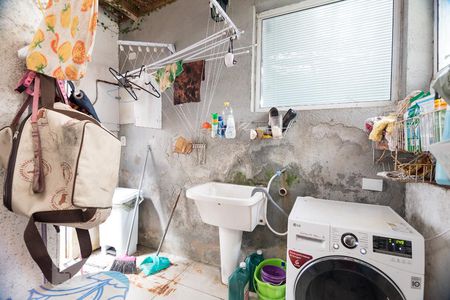 Casa para alugar com 270m², 5 quartos e 2 vagas Casa para alugar com 270m², 5 quartos e 2 vagasLavanderia