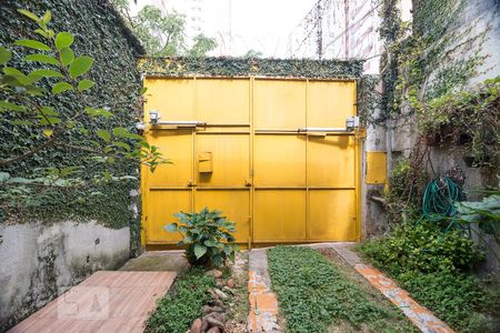 Casa para alugar com 270m², 5 quartos e 2 vagas