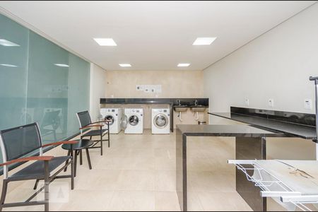 Apartamento para alugar com 60m², 2 quartos e 2 vagasLavanderia