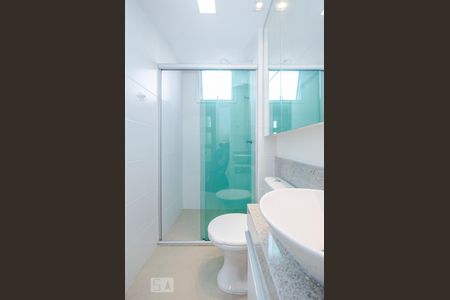 Apartamento para alugar com 60m², 2 quartos e 2 vagasBanheiro da Suíte