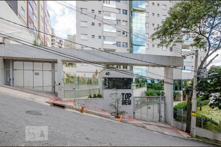 Apartamento para alugar com 60m², 2 quartos e 2 vagasFachada