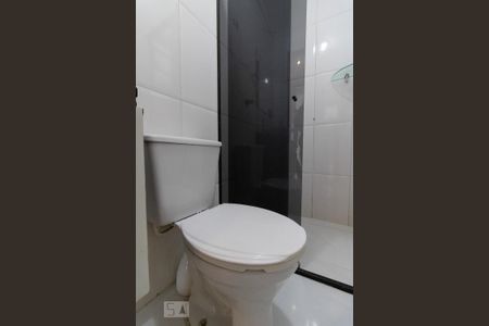 Banheiro de apartamento à venda com 1 quarto, 50m² em Jardim Dourado, Guarulhos