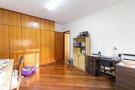 Apartamento à venda com 253m², 4 quartos e 3 vagasQuarto 4