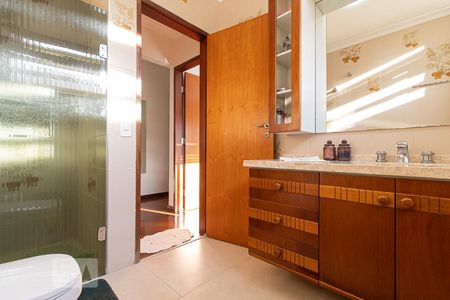 Apartamento à venda com 253m², 4 quartos e 3 vagasBanheiro Social