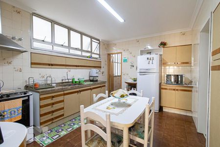 Apartamento à venda com 253m², 4 quartos e 3 vagasCozinha