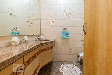 Apartamento à venda com 253m², 4 quartos e 3 vagasLavabo