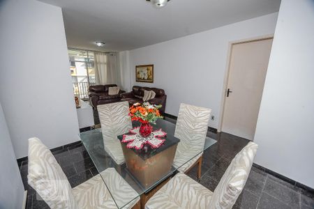 Sala de apartamento para alugar com 2 quartos, 87m² em Ingá, Niterói