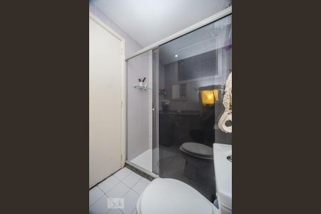 Banheiro da SUíte de apartamento para alugar com 2 quartos, 87m² em Ingá, Niterói