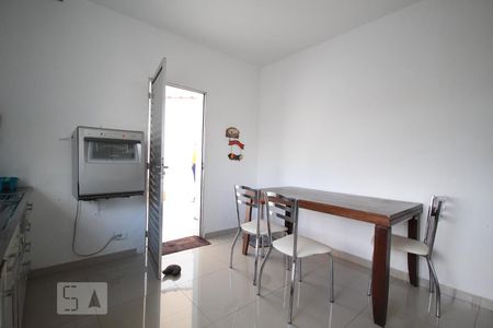 Casa à venda com 65m², 2 quartos e 3 vagasCozinha