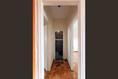 Corredor de apartamento à venda com 2 quartos, 100m² em Centro, Belo Horizonte