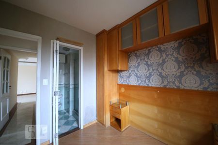 Apartamento para alugar com 81m², 3 quartos e 1 vagaSuíte