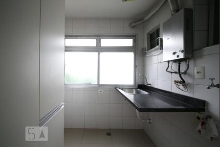 Apartamento para alugar com 81m², 3 quartos e 1 vagaÁrea de Serviço