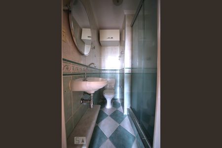 Apartamento para alugar com 81m², 3 quartos e 1 vagaSuíte - Banheiro