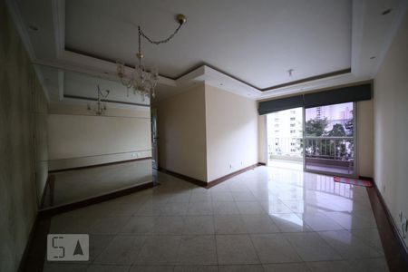 Sala de apartamento para alugar com 3 quartos, 81m² em Parque Residencial Julia, São Paulo