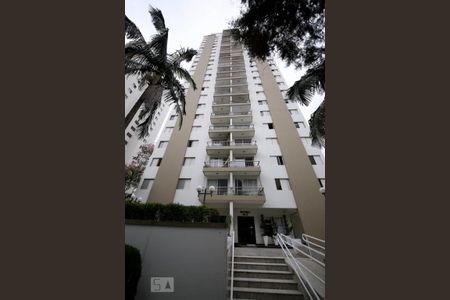 Apartamento para alugar com 81m², 3 quartos e 1 vagaFachada