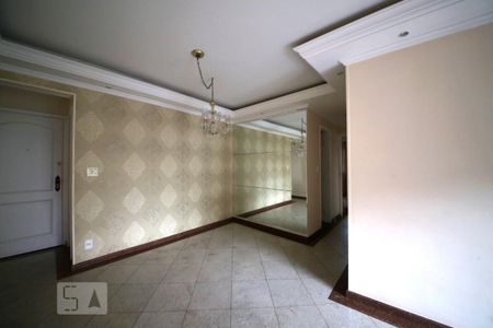Sala de apartamento para alugar com 3 quartos, 81m² em Parque Residencial Julia, São Paulo