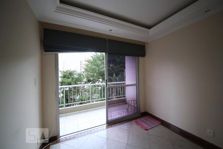 Sala de apartamento para alugar com 3 quartos, 81m² em Parque Residencial Julia, São Paulo