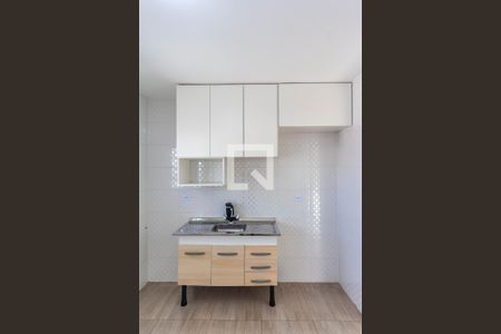 Sala/Cozinha de kitnet/studio para alugar com 1 quarto, 30m² em Vila Cleonice, São Paulo