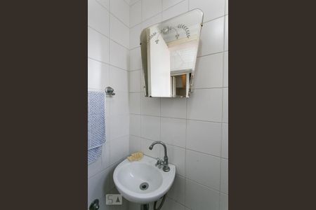 Apartamento para alugar com 92m², 3 quartos e 2 vagasBanheiro de Serviço